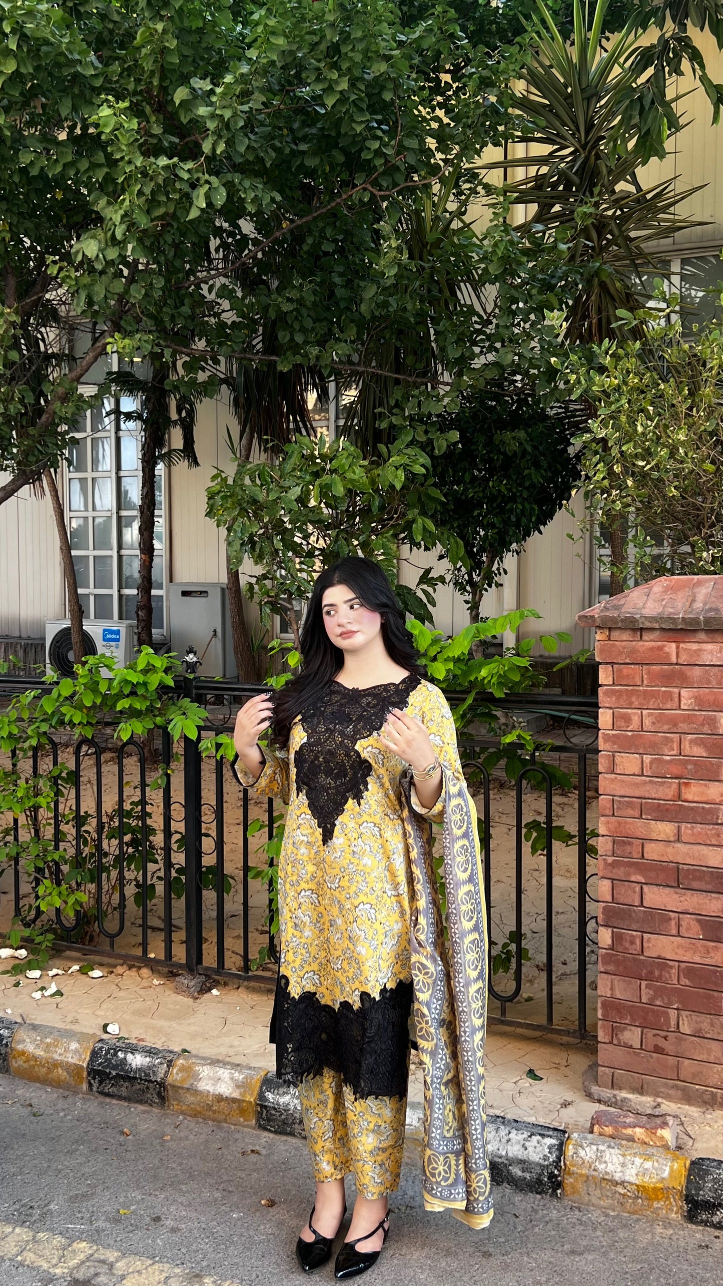 Petal Paradise 3-PC SUIT
