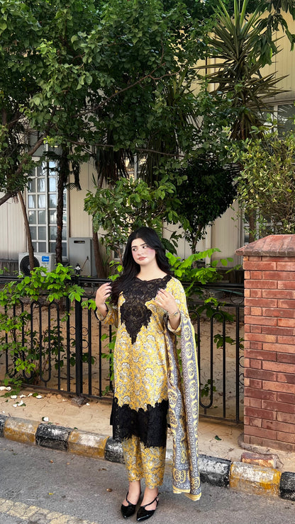 Petal Paradise 3-PC SUIT