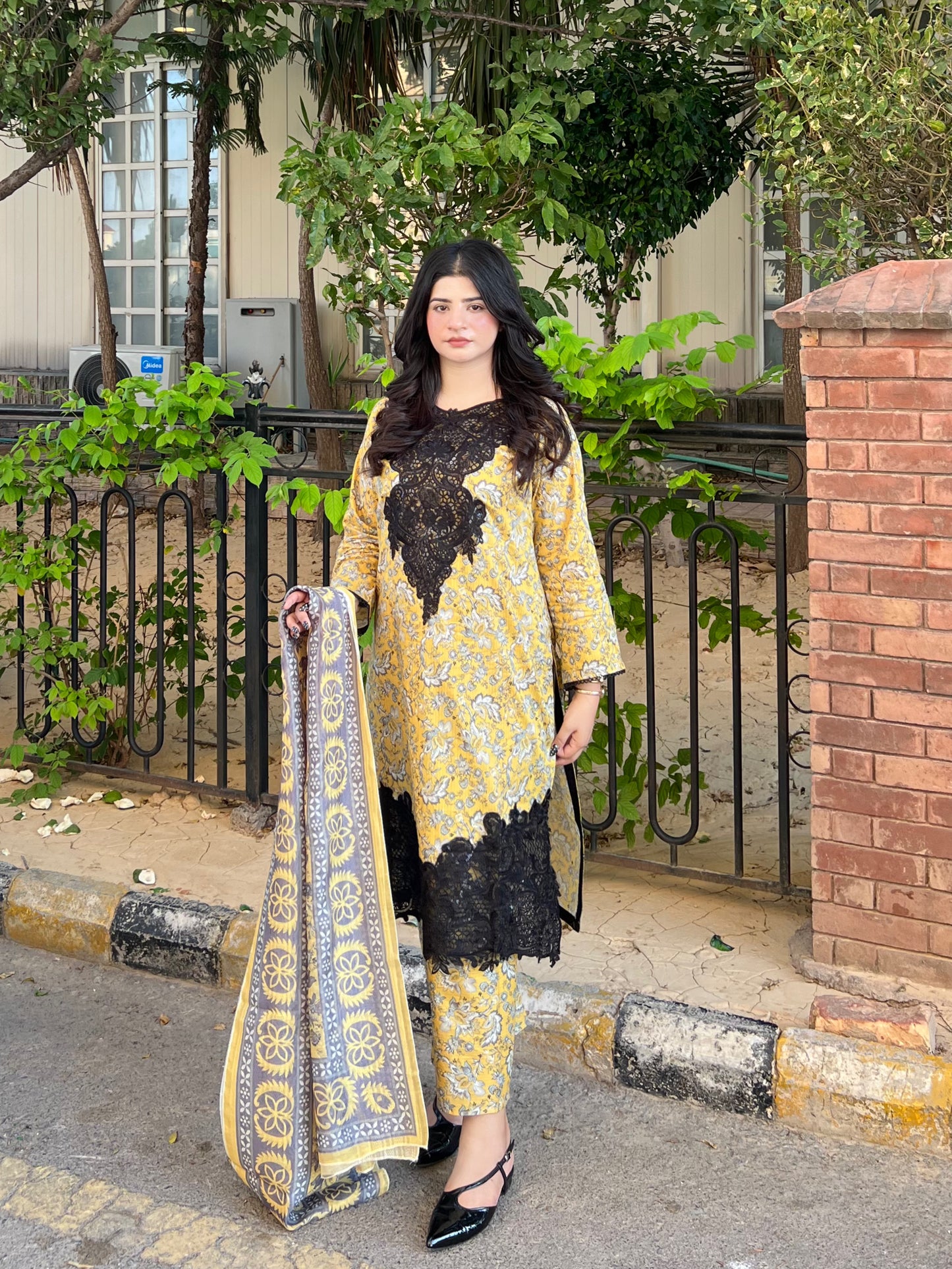 Petal Paradise 3-PC SUIT