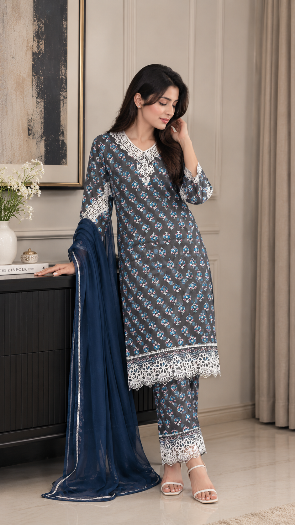 NILOFER LUXE 3-PC SUIT