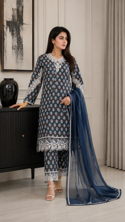 NILOFER LUXE 3-PC SUIT